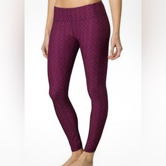 prAna Women’s Leggings M Purple Geo Print Stretch Activewear Yoga Pants - Picture 1 of 6